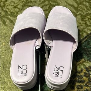 No Boundaries Women's Light Purple Slide Sandals